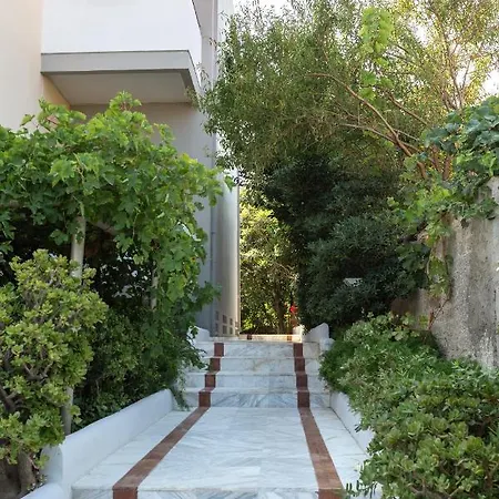 Aparthotel Manias Agia Marina